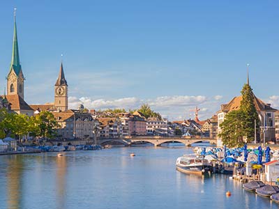 Bootstour mit einer Escort in Zürich - Grande Dame Begleit Escort Schweiz